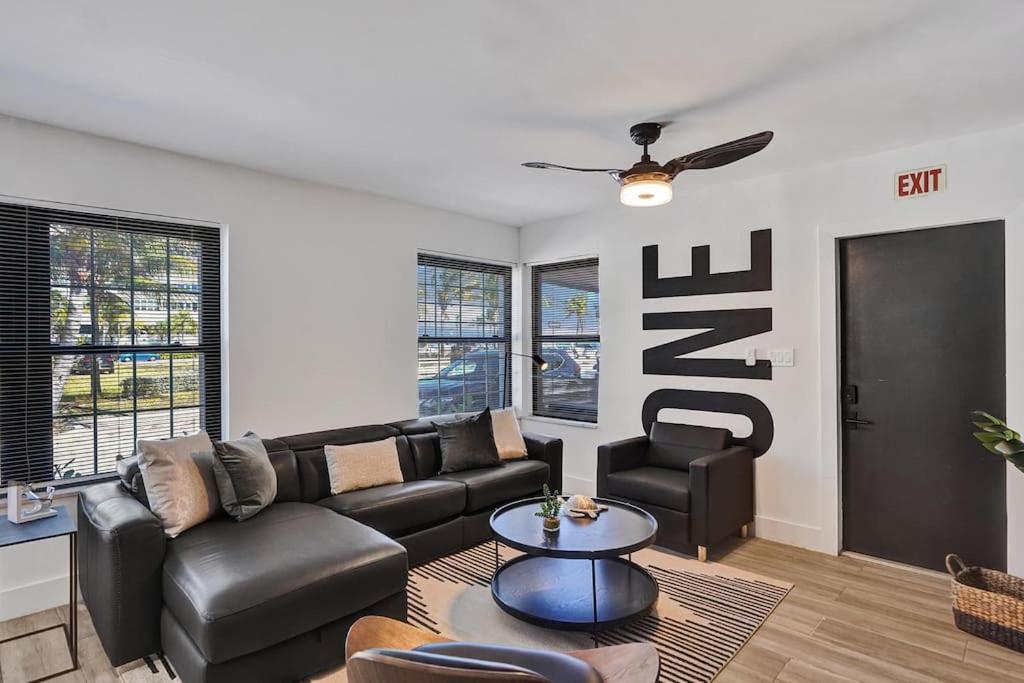 Hollywood Apartments Host By Beenomad Экстерьер фото